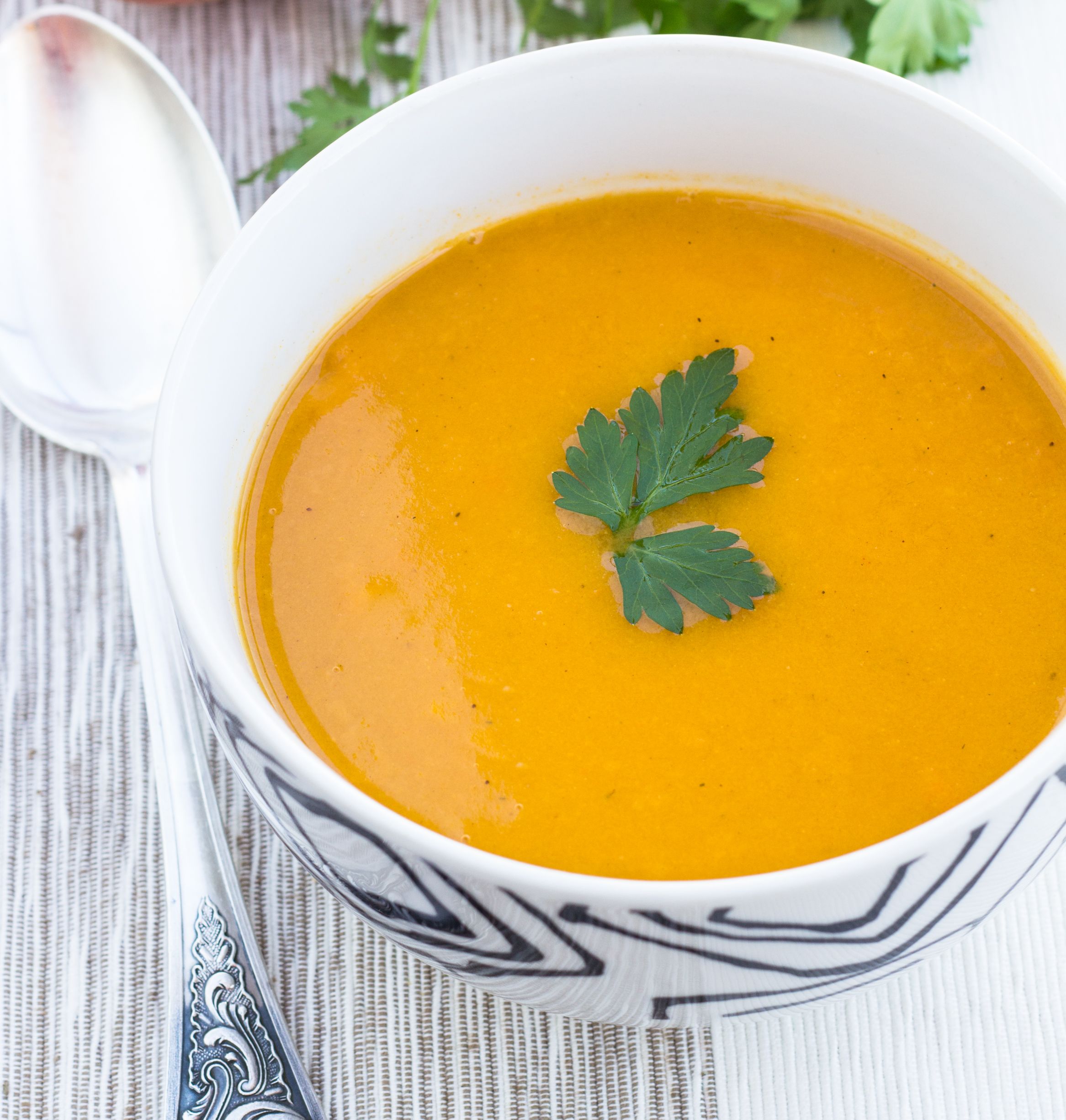 Light food recipes for dinner: pumpkin soup